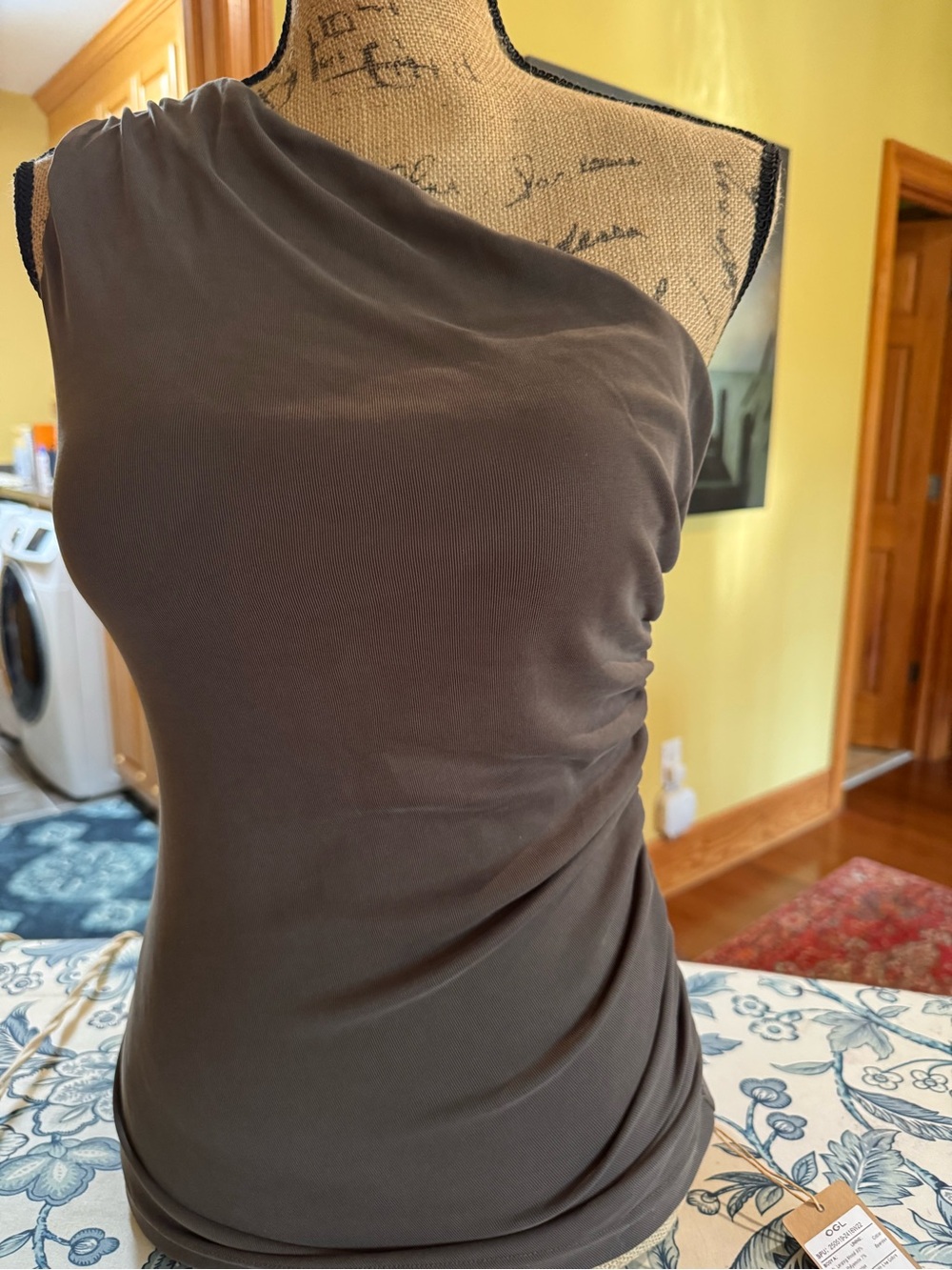 OGL CHOCOLATE ONE SHOULDER NWT